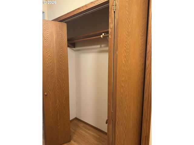 870 Sw 12TH St, Bandon, OR 97411