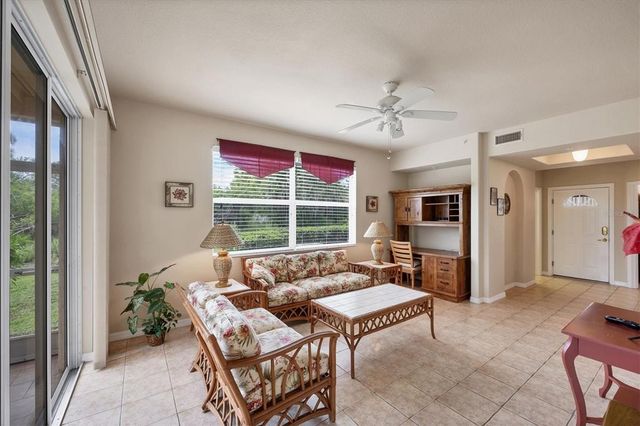 4215 VICENZA DRIVE B1, Venice, FL 34293