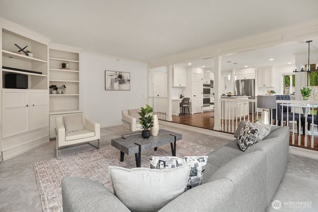 27182 SE 27th Street, Sammamish, WA 98075