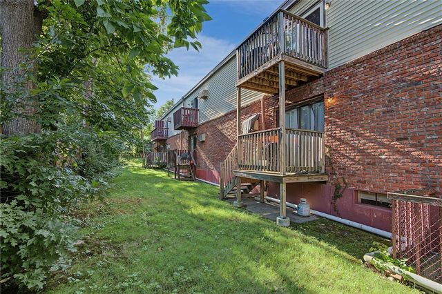 336 Killingly Street D, Providence, RI 02909