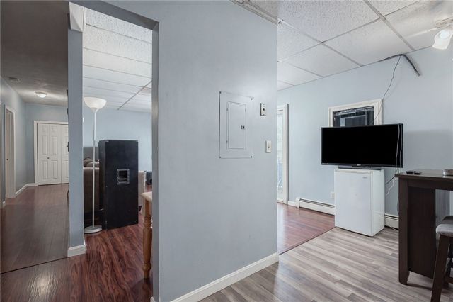 336 Killingly Street D, Providence, RI 02909