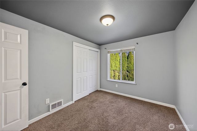 523 Kloshe Way, La Conner, WA 98257