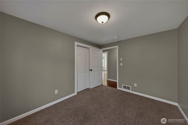 523 Kloshe Way, La Conner, WA 98257