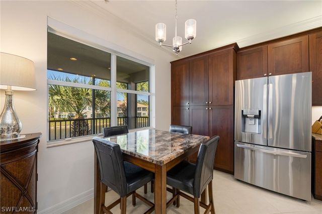 6553 Monterey PT 204, Naples, FL 34105