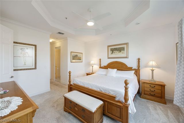 6553 Monterey PT 204, Naples, FL 34105