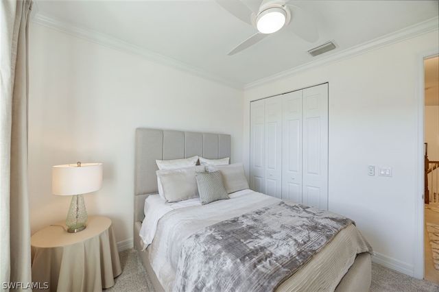 6553 Monterey PT 204, Naples, FL 34105