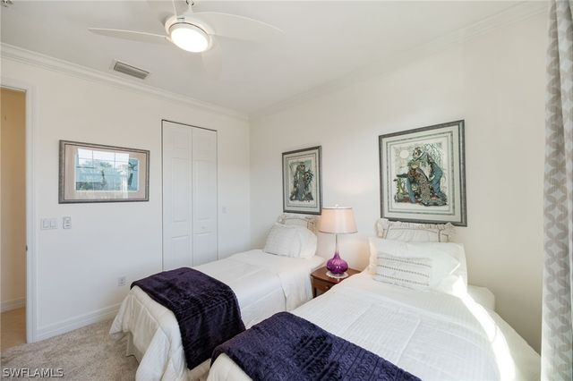 6553 Monterey PT 204, Naples, FL 34105