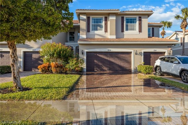 6553 Monterey PT 204, Naples, FL 34105