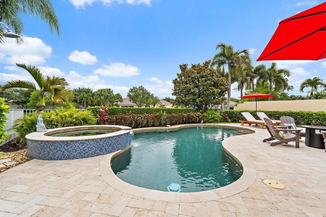 102 Euphrates Circle, Palm Beach Gardens, FL 33410
