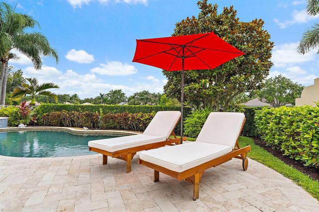 102 Euphrates Circle, Palm Beach Gardens, FL 33410