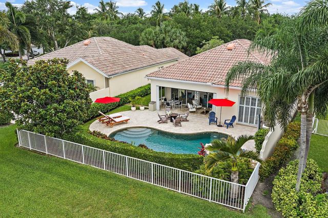 102 Euphrates Circle, Palm Beach Gardens, FL 33410