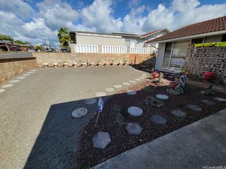 1615 Kuahaka Street, Pearl City, HI 96782