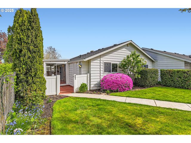 863 Ne Fleming Ave B-10, Gresham, OR 97030