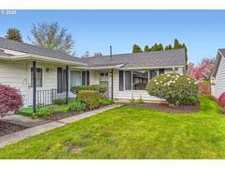 863 Ne Fleming Ave B-10, Gresham, OR 97030