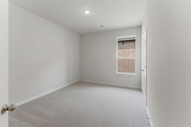 3510 Helena Street, Gainesville, TX 76240