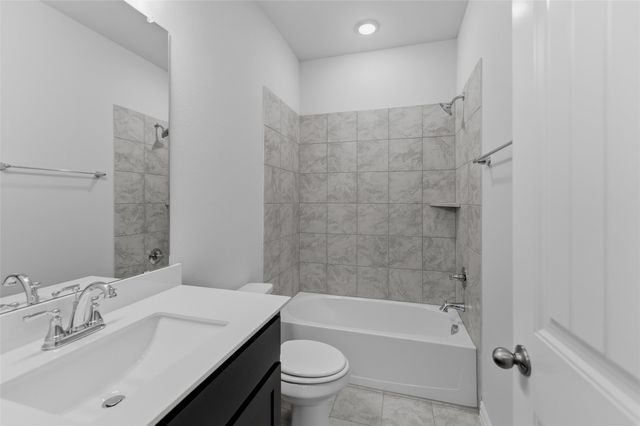 3510 Helena Street, Gainesville, TX 76240