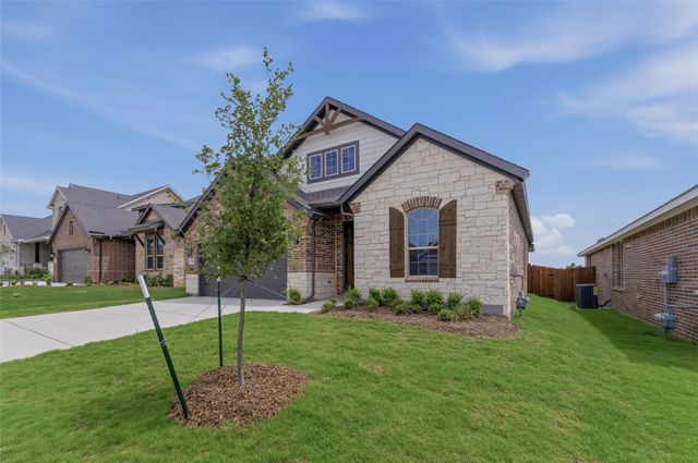 3510 Helena Street, Gainesville, TX 76240