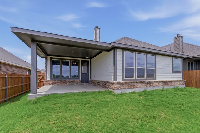 3510 Helena Street, Gainesville, TX 76240