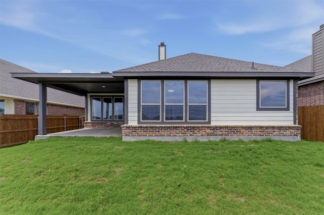 3510 Helena Street, Gainesville, TX 76240