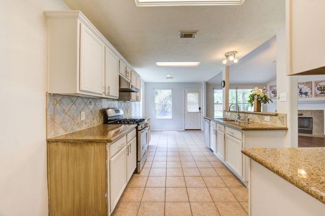 3022 Glenthorpe Lane, Katy, TX 77494