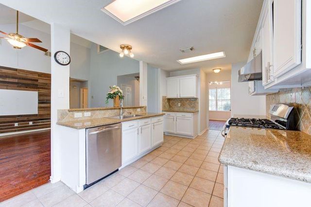 3022 Glenthorpe Lane, Katy, TX 77494