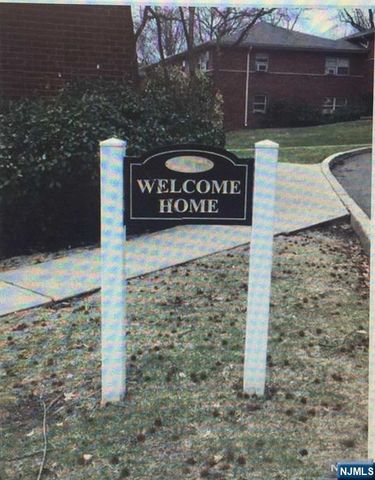 280-320 Oak Street 290TL, Ridgewood, NJ 07450