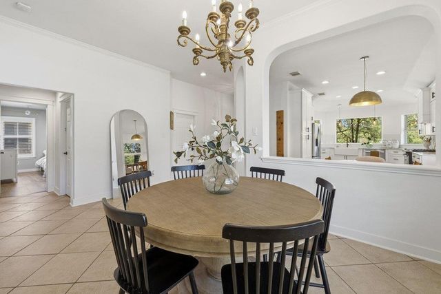 4253 Canyon Glen CIR, Austin, TX 78732