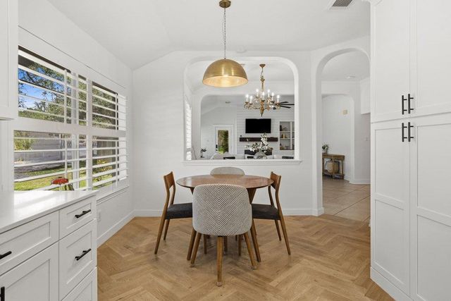4253 Canyon Glen CIR, Austin, TX 78732