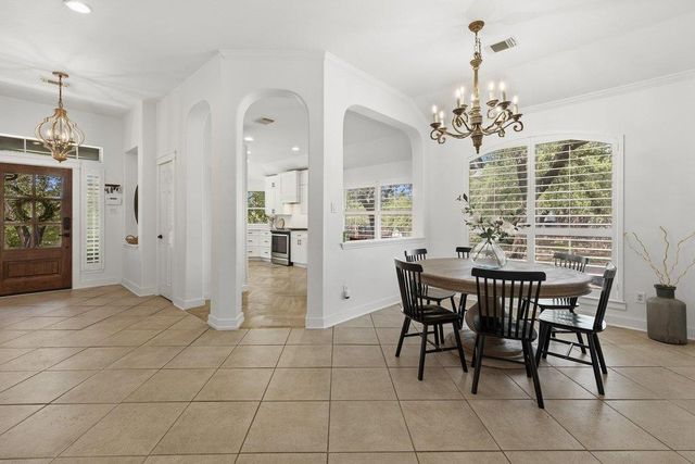 4253 Canyon Glen CIR, Austin, TX 78732