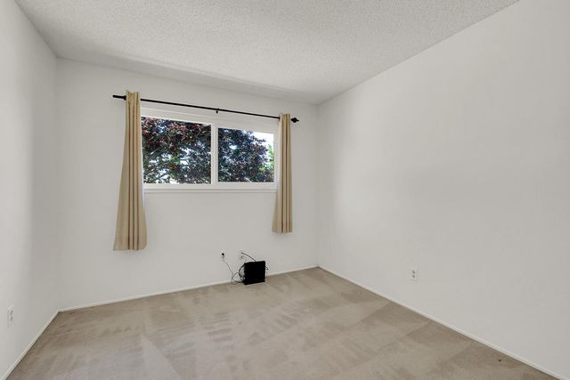 7299 Dutch Flat Dr, North Highlands, CA 95660