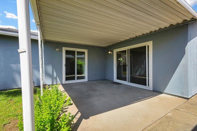 7299 Dutch Flat Dr, North Highlands, CA 95660