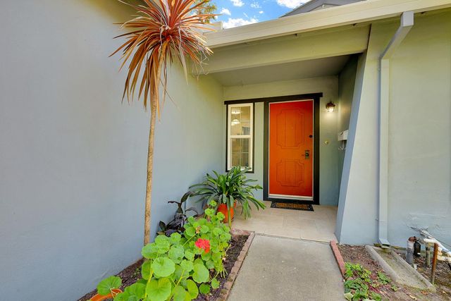 7299 Dutch Flat Dr, North Highlands, CA 95660