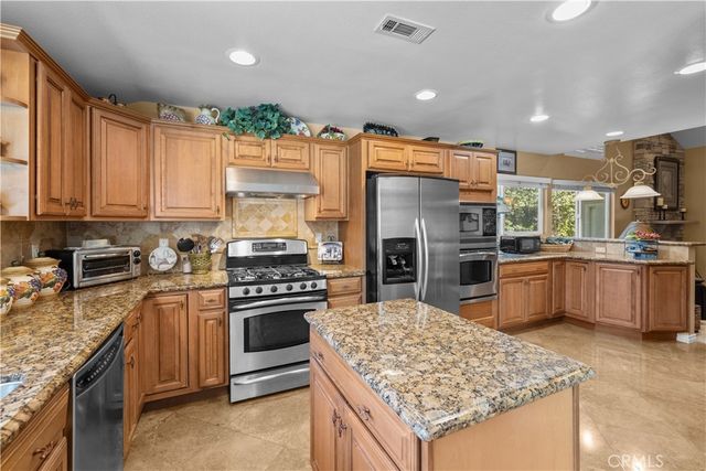 9408 True Knoll Drive, Tujunga, CA 91042