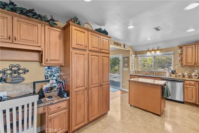 9408 True Knoll Drive, Tujunga, CA 91042