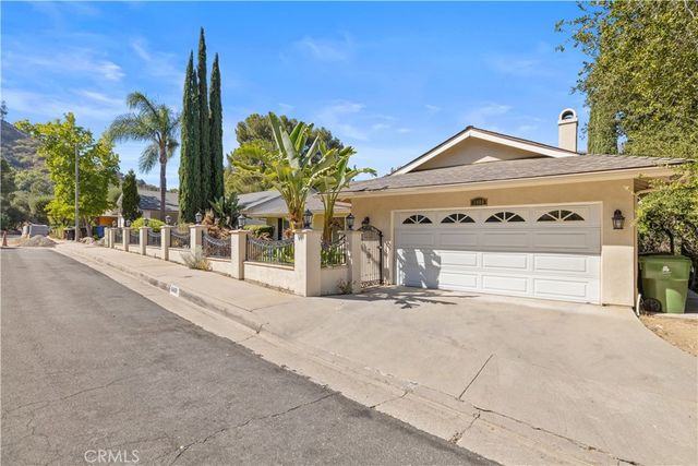 9408 True Knoll Drive, Tujunga, CA 91042