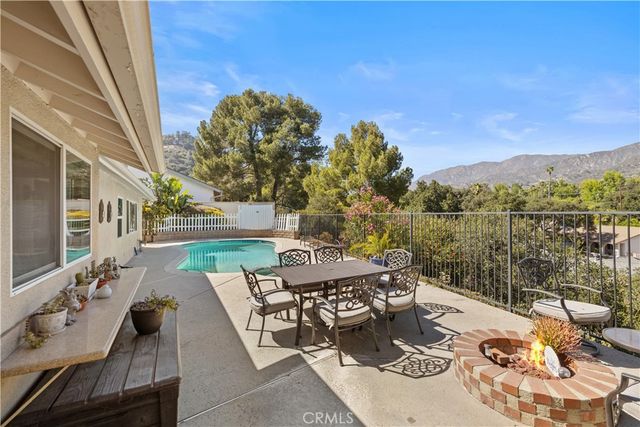 9408 True Knoll Drive, Tujunga, CA 91042