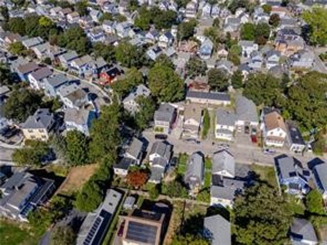 57 Gould Street, Newport, RI 02840