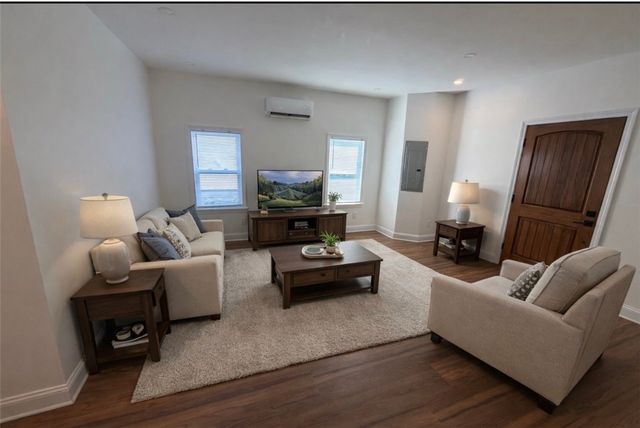 57 Gould Street, Newport, RI 02840