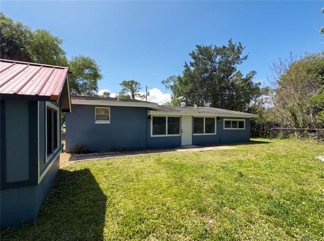 1385 BENDER AVENUE, Daytona Beach, FL 32117