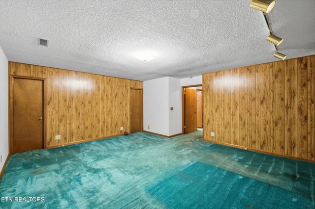 2133 Highway 30, Athens, TN 37303