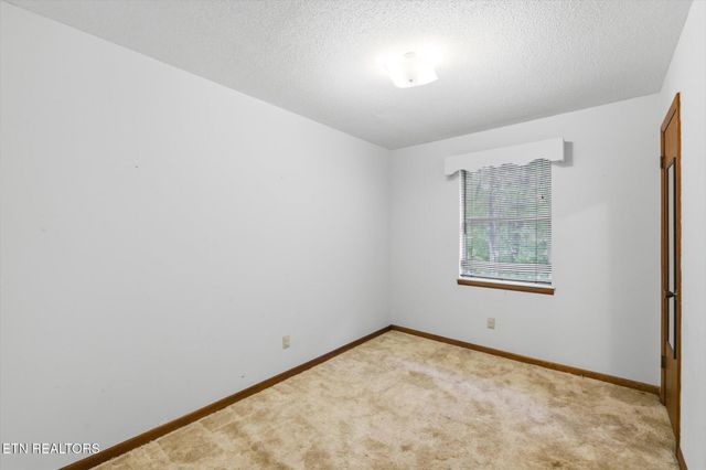 2133 Highway 30, Athens, TN 37303