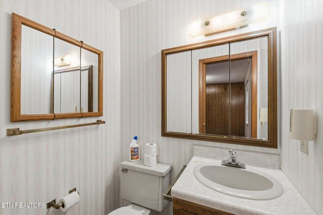 2133 Highway 30, Athens, TN 37303