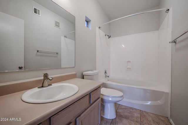 4644 N 22ND Street 2142, Phoenix, AZ 85016