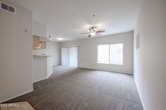 4644 N 22ND Street 2142, Phoenix, AZ 85016