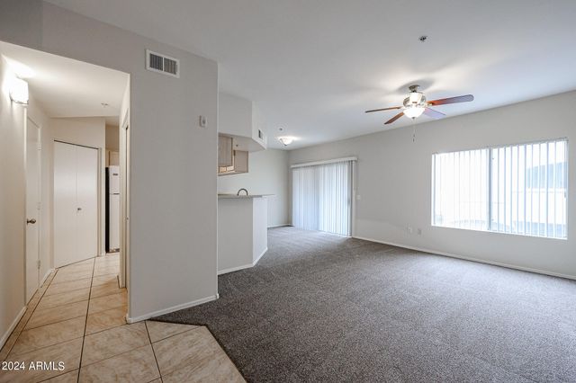 4644 N 22ND Street 2142, Phoenix, AZ 85016