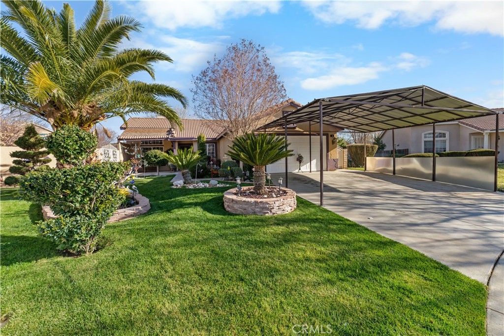 Image 1 of property listing at 3320 Kipper, Palmdale, CA 93535