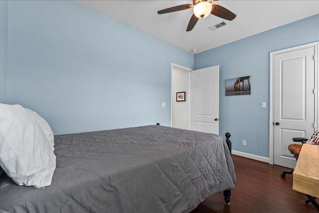 403 W Shore Drive, Clear Lake Shores, TX 77565