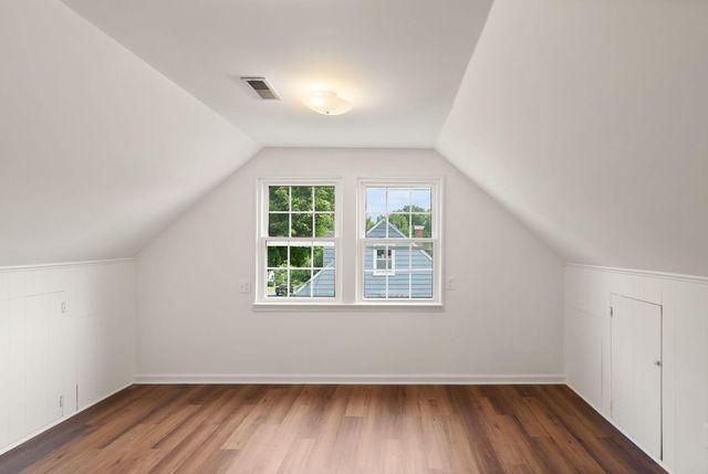4103 WOODLAND DR, Fairfax, VA 22030