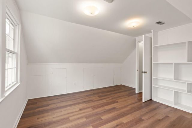 4103 WOODLAND DR, Fairfax, VA 22030