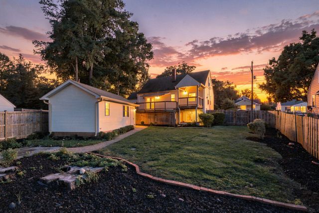 4103 WOODLAND DR, Fairfax, VA 22030